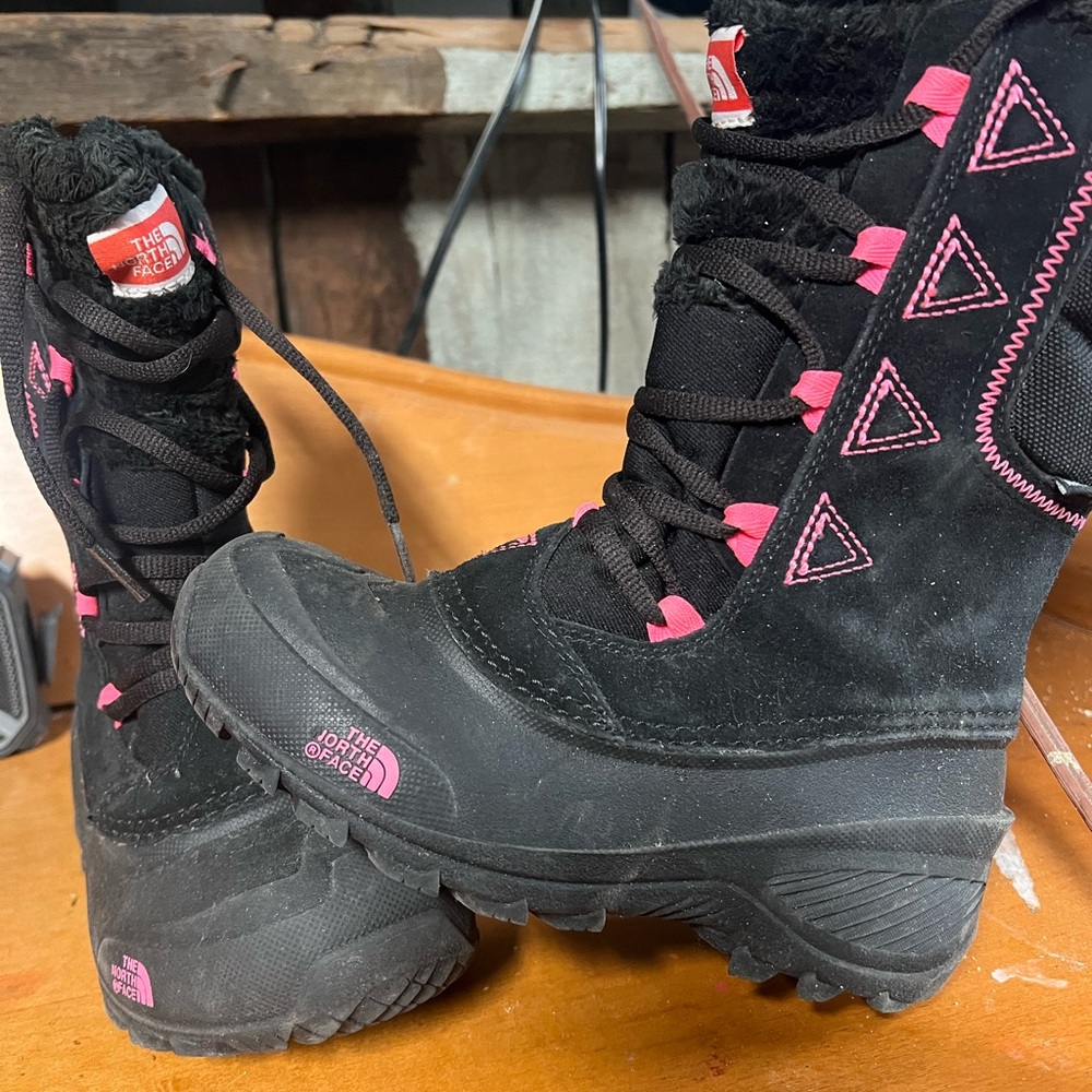 Columbia snow boot